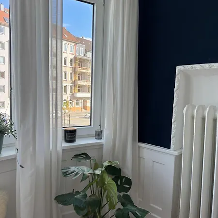 Charmante Altbauwohnung Mit Modernen Highlights * 基尔