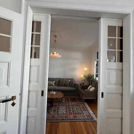 Charmante Altbauwohnung Mit Modernen Highlights شقة كيل
