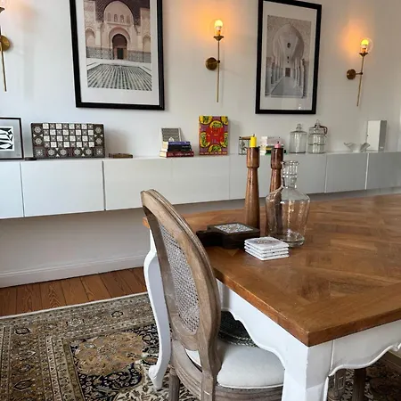 Charmante Altbauwohnung Mit Modernen Highlights كيل